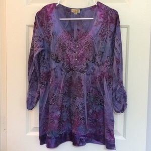 EUC One World super fun top! Size L